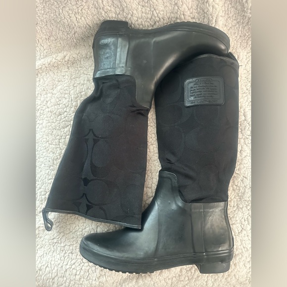 COACH Paige Tall Black Signature Rain Boots Size 7 SEE LAST PHOTO - Picture 2 of 11
